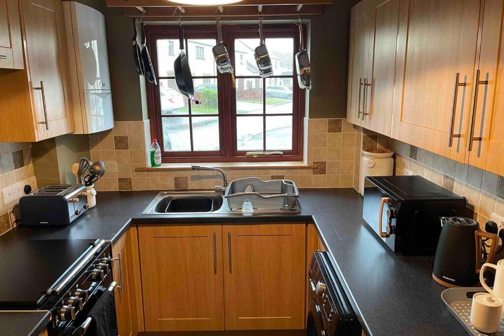 Cottage With Hot Tub In Pembrokeshire Haverfordwest Exterior foto